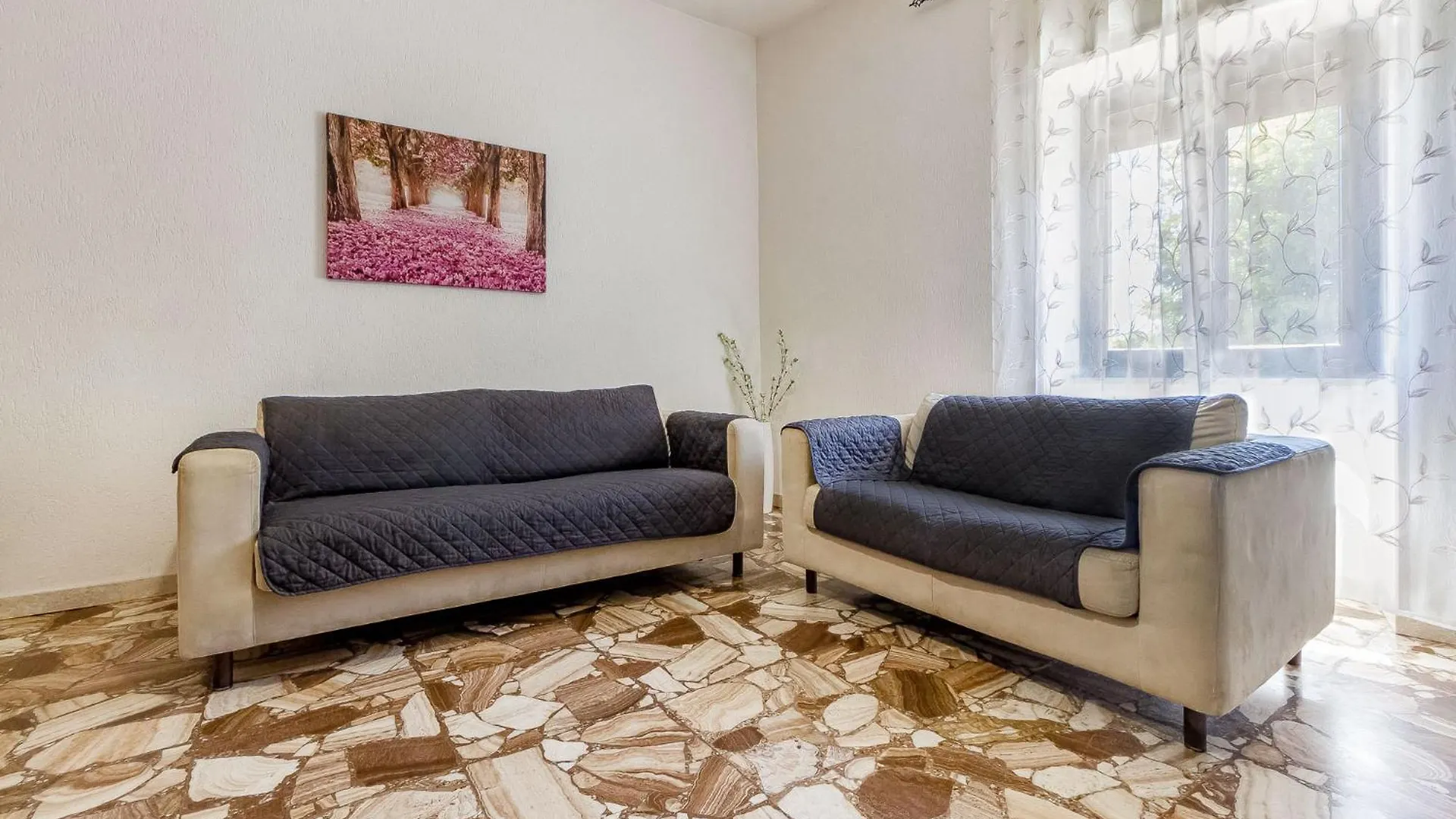 Lovely Piazza Santa Maria Apartment Sassari